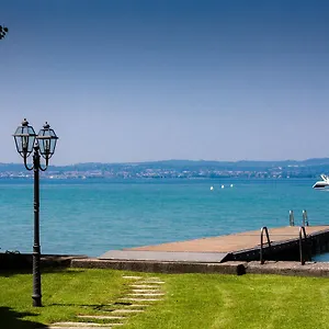 appartamenti-primavera-sirmione.it-lombardy.com/